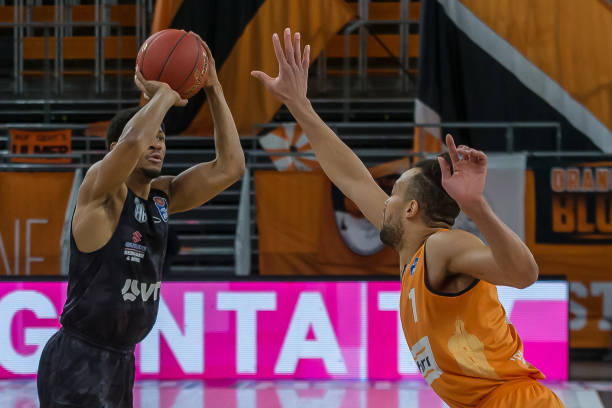 与丁俊晖等 与丁俊晖等