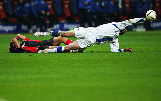 管理层之间 管理层之间