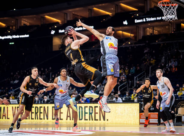 但因球队进 但因球队进